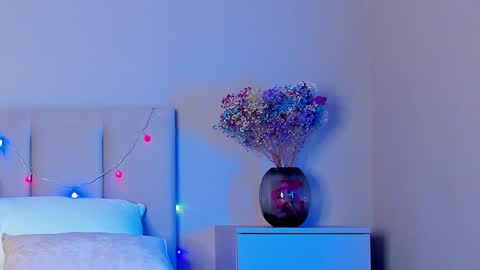 VIKKI online show from 01/03/25, 07:18