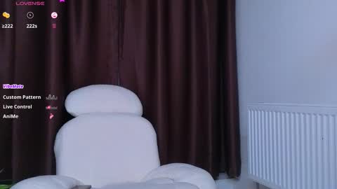 Vixi online show from 02/21/26, 08:21