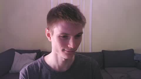 Snapshot of viksons chatting on 01/18/25, 02:12 Max online show from 01/18/25, 02:12