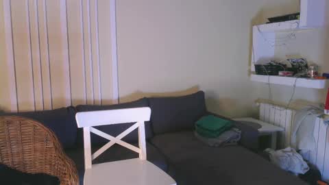 Snapshot of viksons chatting on 02/16/25, 09:16 Max online show from 02/16/25, 09:16