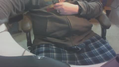 Snapshot of viktor_krum chatting on 01/06/25, 04:58 viktor_krum online show from 01/06/25, 04:58