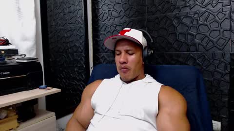 Viktor Herrera online show from 02/28/25, 12:43