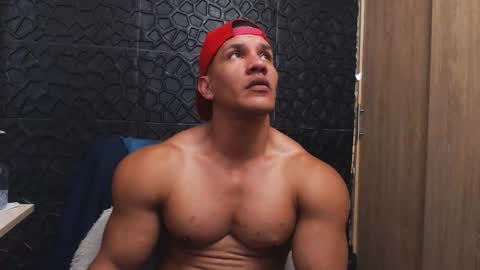 Viktor Herrera online show from 11/02/25, 09:06