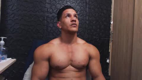 Viktor Herrera online show from 11/03/25, 09:48