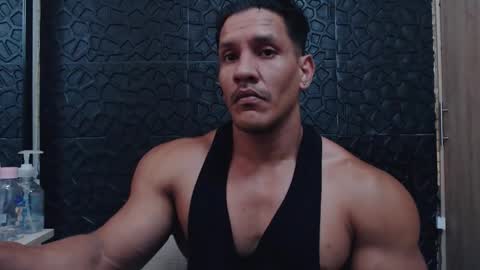 Viktor Herrera online show from 01/13/26, 07:41