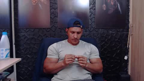 Viktor Herrera online show from 03/24/26, 06:13