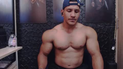 Viktor Herrera online show from 03/28/26, 09:25