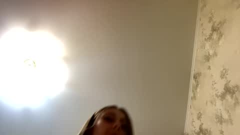 Snapshot of viktoria9898 chatting on 01/09/25, 11:56 Sweett online show from 01/09/25, 11:56