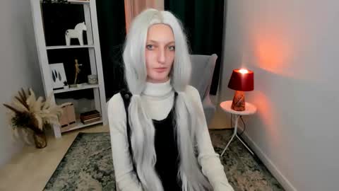 Snapshot of viktoriaclark chatting on 11/27/25, 06:59 Viktoria online show from 11/27/25, 06:59