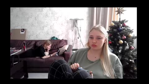 Snapshot of viktorlonsky chatting on 01/17/25, 10:00 viktorlonsky online show from 01/17/25, 10:00