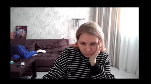 Snapshot of viktorlonsky chatting on 02/06/25, 07:35 viktorlonsky online show from 02/06/25, 07:35