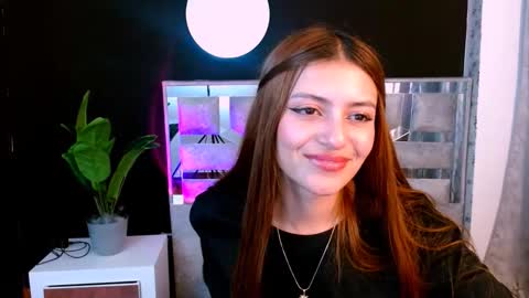 viky_evanss online show from 10/14/25, 07:36