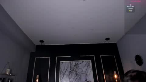 Victoria online show from 11/17/25, 01:11