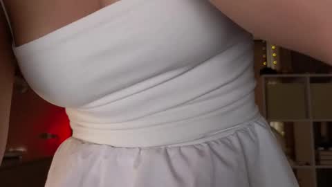 Eva online show from 03/06/25, 02:41