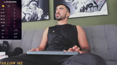 Snapshot of vince_colin chatting on 04/15/26, 12:23 VINCE online show from 04/15/26, 12:23