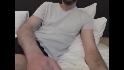 Snapshot of vince_du_80 chatting on 02/28/25, 10:39 Vince online show from 02/28/25, 10:39