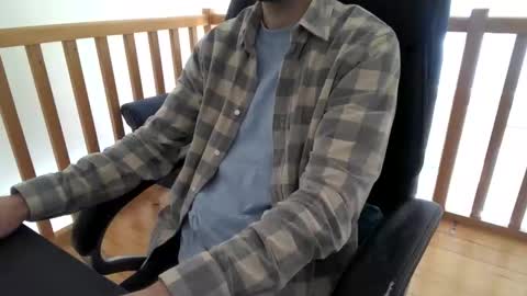 Snapshot of vince_du_80 chatting on 10/01/25, 09:04 Vince online show from 10/01/25, 09:04