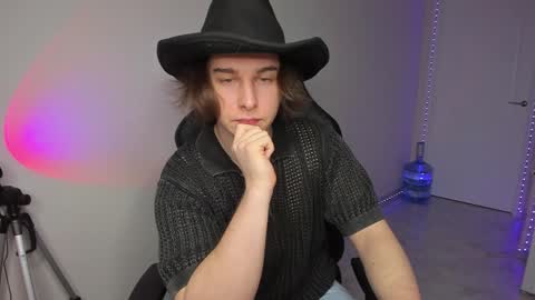 Vincent Strong online show from 01/05/25, 12:10