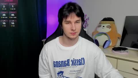 Vincent Strong online show from 03/11/26, 04:24