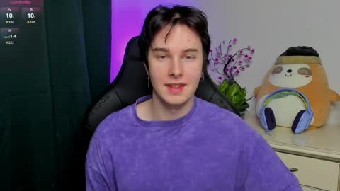 Vincent Strong online show from 03/25/26, 02:45