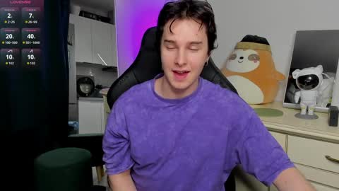 Vincent Strong online show from 04/01/26, 04:15