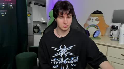 Vincent Strong online show from 04/12/26, 09:36