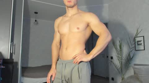 Vincent.  uncut 18cm online show from 12/23/24, 11:47