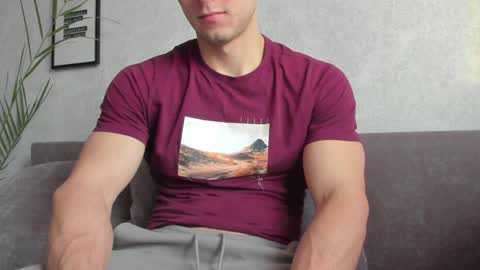 Vincent.  uncut 18cm online show from 01/01/25, 01:27