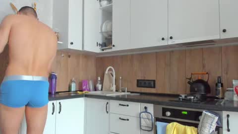 Vincent.  uncut 18cm online show from 03/12/25, 07:35