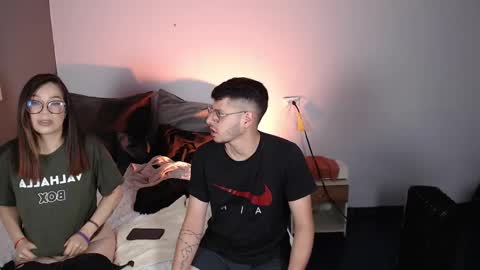 Mia and Vincent online show from 02/11/25, 07:16