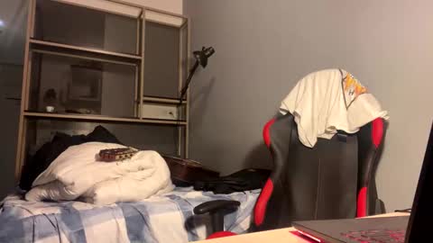 Snapshot of vincentprice69 chatting on 11/03/25, 07:48 vincentprice69 online show from 11/03/25, 07:48