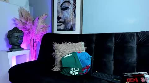 Vincent Sartori online show from 11/10/25, 01:15