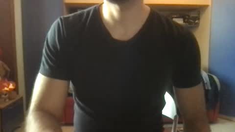 vic online show from 11/05/25, 10:48