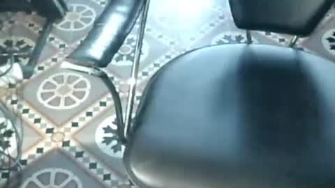 Snapshot of vincili chatting on 03/04/26, 08:09 vincili online show from 03/04/26, 08:09