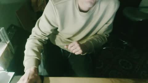 Snapshot of vincili chatting on 04/06/26, 08:10 vincili online show from 04/06/26, 08:10