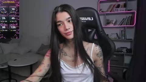 vinkitinkii online show from 02/11/25, 07:02