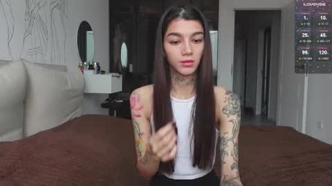 vinkitinkii online show from 10/29/25, 07:32