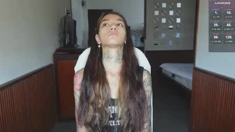 vinkitinkii online show from 02/07/26, 05:44