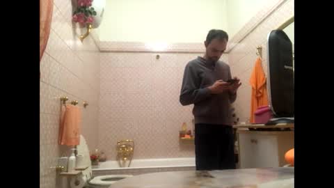 Snapshot of vinmin90 chatting on 02/05/25, 11:39 Zenith online show from 02/05/25, 11:39