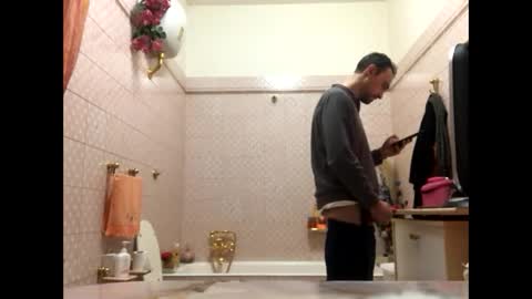 Snapshot of vinmin90 chatting on 02/21/25, 12:17 Zenith online show from 02/21/25, 12:17