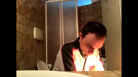 Snapshot of vinmin90 chatting on 03/06/25, 11:09 Zenith online show from 03/06/25, 11:09