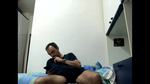 Snapshot of vinmin90 chatting on 09/17/25, 12:01 Zenith online show from 09/17/25, 12:01