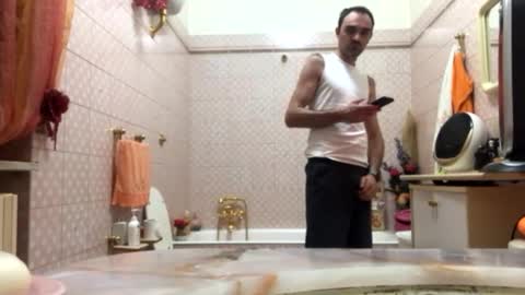 Snapshot of vinmin90 chatting on 10/29/25, 12:18 Zenith online show from 10/29/25, 12:18