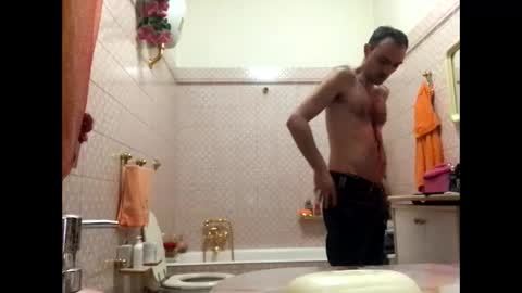 Snapshot of vinmin90 chatting on 01/12/26, 10:04 Zenith online show from 01/12/26, 10:04