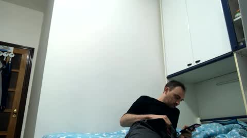 Snapshot of vinmin90 chatting on 02/05/26, 05:06 Zenith online show from 02/05/26, 05:06