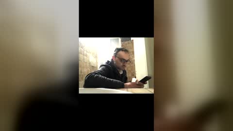 Snapshot of vinmin90 chatting on 04/05/26, 06:05 Zenith online show from 04/05/26, 06:05