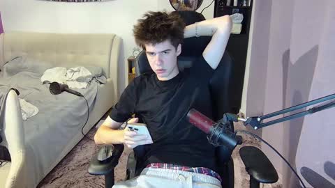 vinnie online show from 09/11/25, 05:24