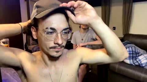 Snapshot of vinsmoke_sanji2020 chatting on 12/17/24, 01:07 Sanji online show from 12/17/24, 01:07