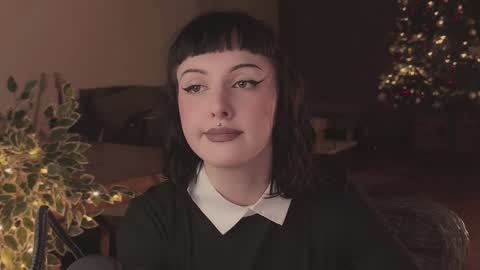 Diva Silvia online show from 12/18/24, 05:00