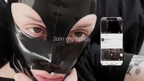 Diva Silvia online show from 11/19/25, 04:18